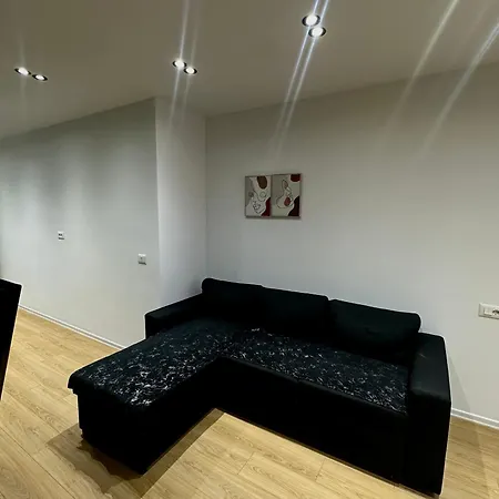 Daire Central Apartments Tirana *
