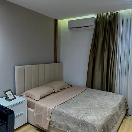 Central Apartments Tirana Daire